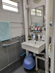 Blk 32 Holland Close (Queenstown), HDB 3 Rooms #559656251